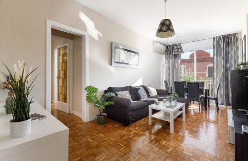 Mercat Sant Antoni 4 - Photo 1