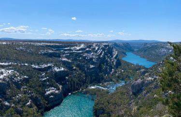 Villa Stone Medal - Photo 55