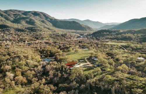 Matanah Meadows Farm, Great for 2 Families, Sequoia National Park and Working Farm - Foto 30