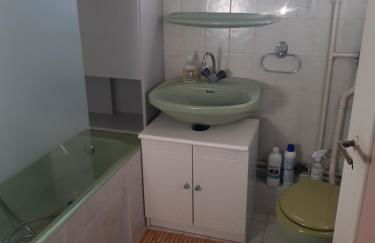 Coquet appartement 6 personnes avec jardin - Foto 6