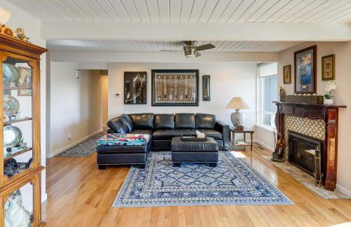 Home with Views and Fire Pit, 10 Mi to Aztec Ruins! - Foto 3