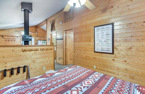 Woodland Cabin with Fishing, ATV and Snowmobile Trails - Foto 8