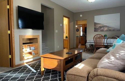 Close to Duluth! Centrally Located-Lake Superior Minutes Away! - Foto 32