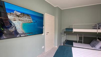 DANIEL SUPERIOR APARTMENTS - Tropea City Center - 250m from the Train Station - Foto 4