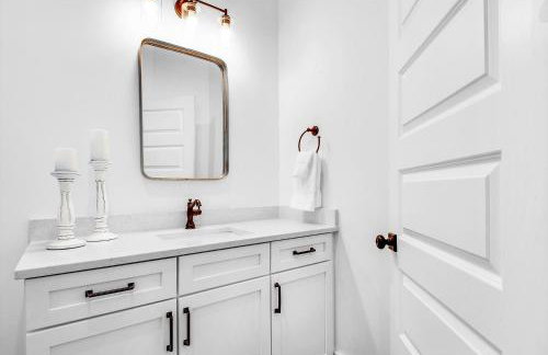 Latitude! New 8 Bedrooms! Beach! - Foto 34