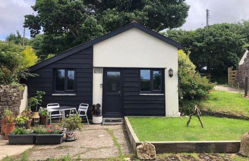 Little Linney - Sleeps 2 - Garden - Wifi - Parking - Photo 23