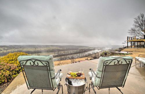 Riverfront Arkansas Retreat Near Fishing and Hiking! - Foto 1