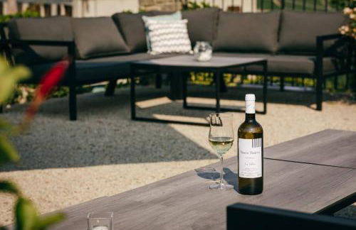 Luxe Villa, All Ensuites & Private Vineyard Views - Foto 8