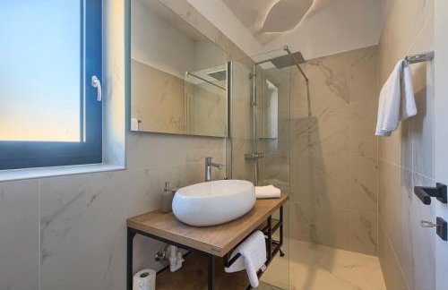 Villa Ultima with sea view, private pool, jacuzzi, gym and sauna - Foto 20