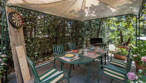 4 Bedroom Lovely Apartment In Nerola - Foto 2