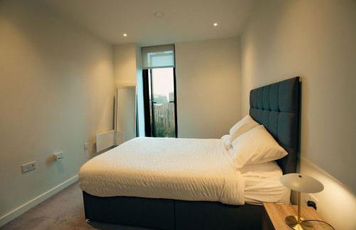 Luxury sky suites 2 bedroom 2 bathroom city centre apartment - Foto 3