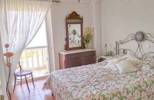 Theologos: Front Sea View Apartment - Foto 2