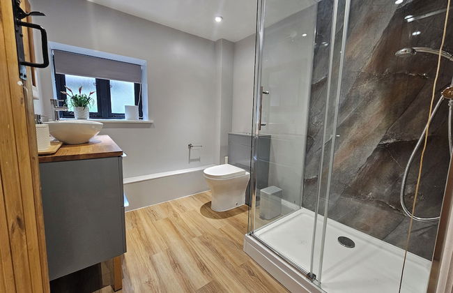 Lilys Cottage - Sleeps 2 - Pet Friendly - Photo 7