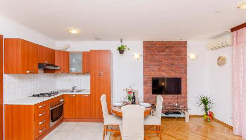 Apartment Lucija - Photo 5