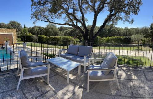 Belle villa avec piscine intérieure et piscine extérieure Gite Les Aiguiers - Foto 3