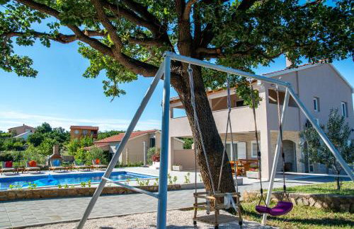 Villa Macanovi dvori with private pool - Photo 35