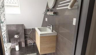 New, quiet apartment close to Basel - Photo 4