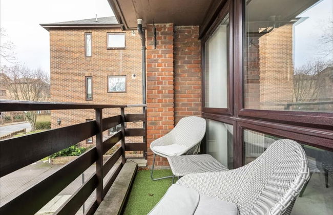 Spacious 1 bed Apartment With Parking & Balcony! - Foto 14