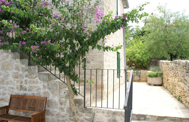 Authentic Villa With Pool on the Island of Brac, Near the Beach - Foto 17