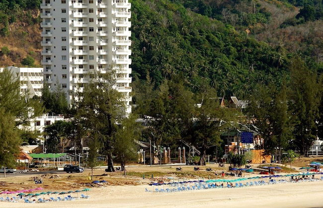 Waterfront Suites Phuket by Centara - Photo 46