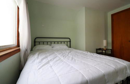 Spacious 6-bedroom house in charming Niagara Falls with AC - Foto 7