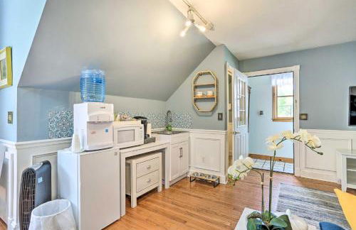 Pet-Friendly Pond View Loft with Private Pool! - Foto 9