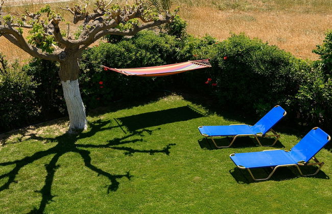 Petrakis Maisonette Near The Sea - Photo 23