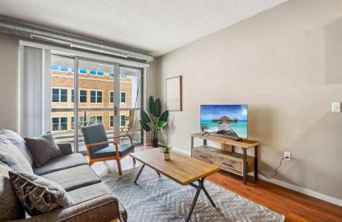 CozySuites 2BR Mill District with pool, gym #04 - Foto 7