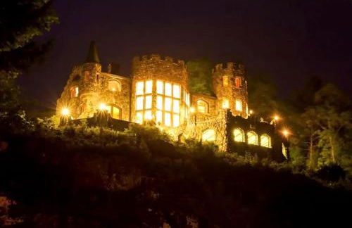 Regal Suite Rental in Breathtaking Castle near Lake George, Upstate New York - Foto 12