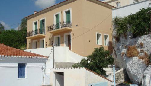 KARMI Apartments Stenies Andros - Foto 5