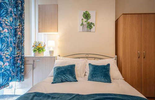 Harbour place in Newcastle under Lyme with Parking, perfect for Contractors or Alton Towers - Foto 10