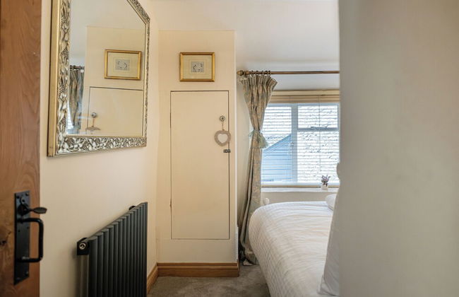 Eilmers Cottage Lovely 4BD in Malmesbury - Photo 31