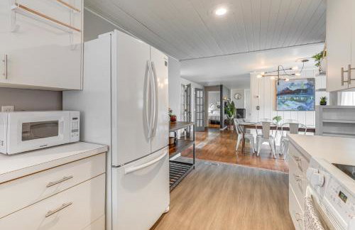 1 Mi to UO Campus - Family Home with Pool Table! - Photo 8