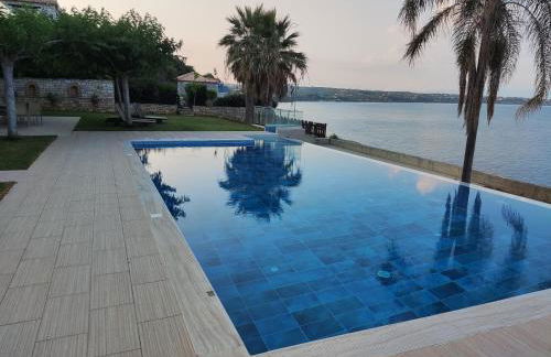 Infinity Blue Villa - Photo 25