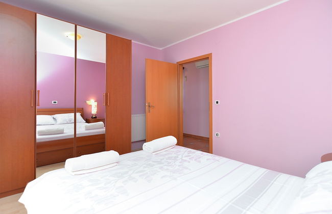 Apartment 1917 - Photo 5