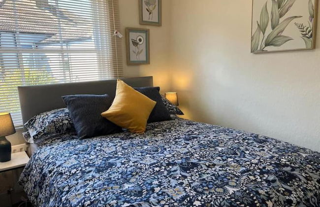 Cosy Seaside House 2min 5 Sandy Beach's 2 Dbl Beds - Photo 2