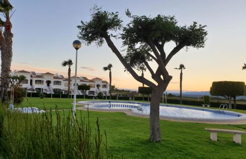 Mediterraneamente soleado - Photo 3