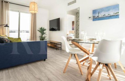 Stylish apartments with balcony & parking near the beach by REMS - Foto 29