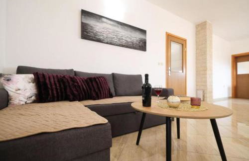 Villa Maja - Three bedroom villa with pool - Foto 1