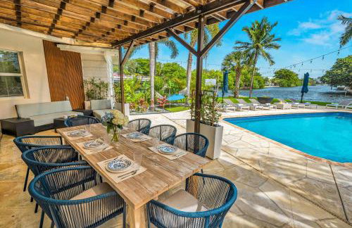 180 of Waterfront Heated Pool Walk To Beach Paradise Point Key RESIDENCES - Foto 3