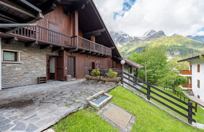 Cozy Apartment With Garden in Courmayeur - Foto 24