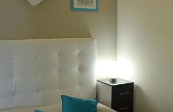 APPARTEMENTS DANS VILLA EN REZ DE JARDIN - Foto 10