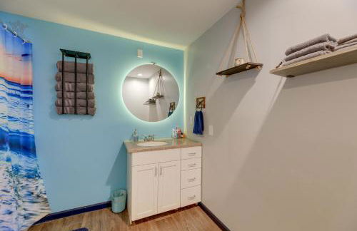 Walk to Fishing Pier, Newport Home with Deck! - Foto 16