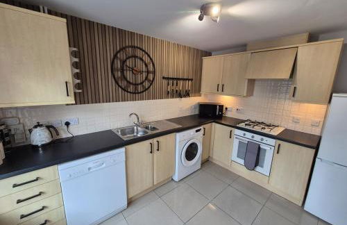 Home from home - ample parking - Foto 5