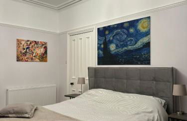 Harringtons - Photo 18