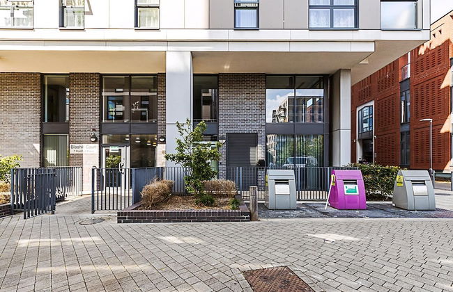 Stylish Canary Wharf Retreat For 2 - Foto 23