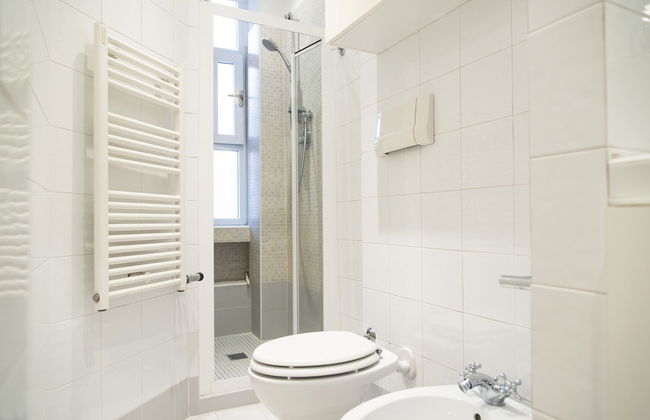 White and Clean Apartment near Metro MM1 - Foto 19