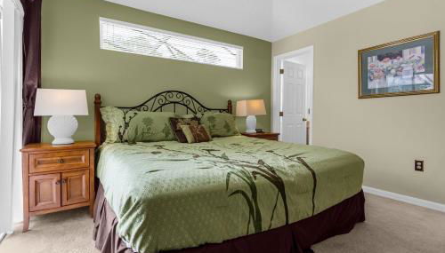 1061 Lake Berkley 4 Bed with Pool&Spa - Foto 5