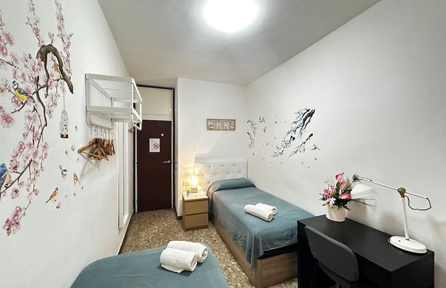 Rooms Sepulveda - Photo 18