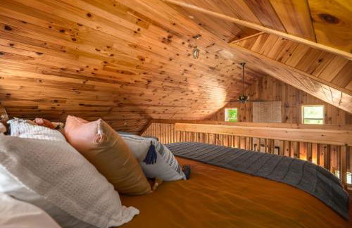 Pet Friendly NC Cabin with Views & Hot Tub - Foto 17